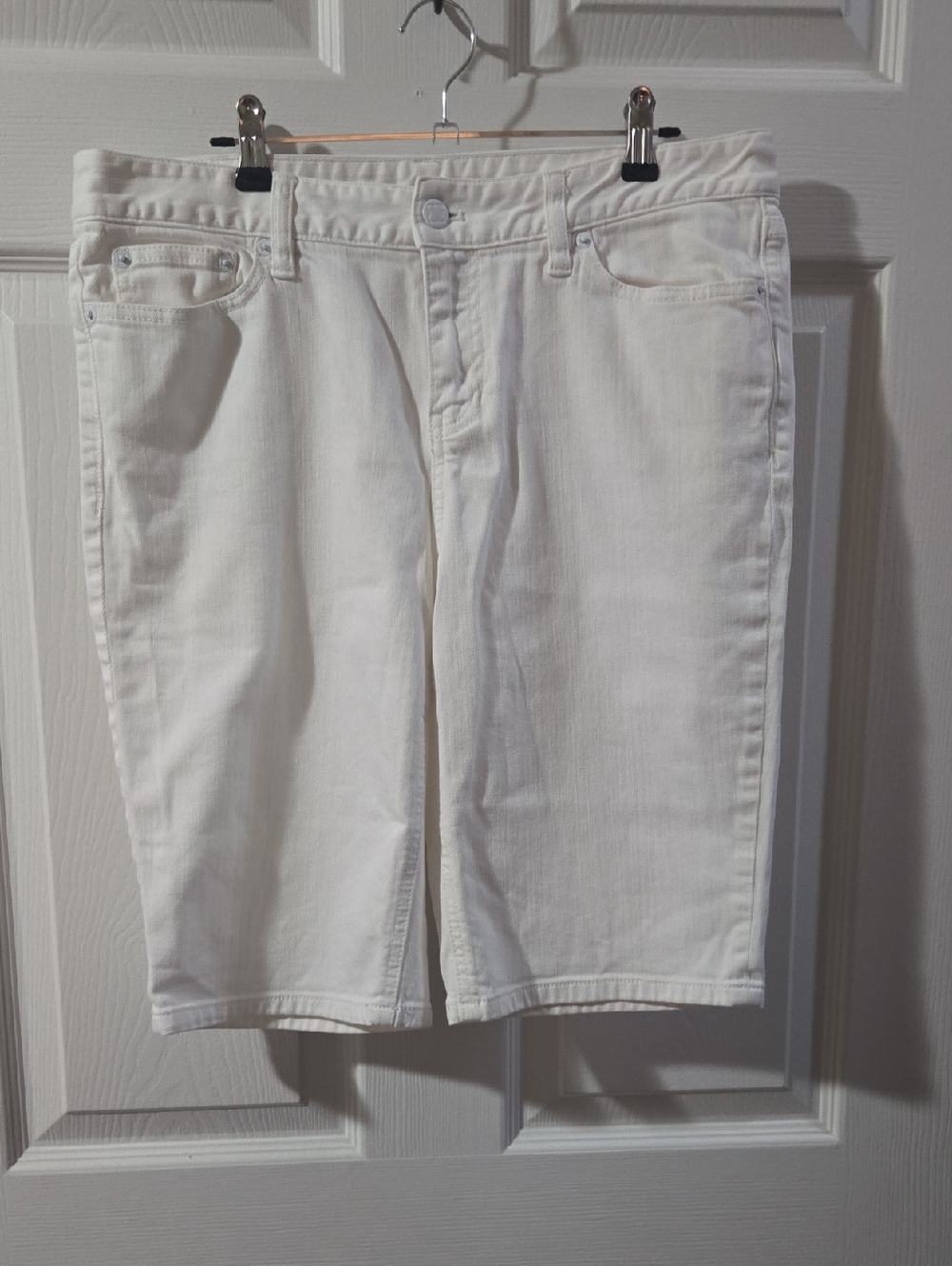 Liz Claiborne White Denim Shorts - Jackie